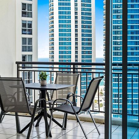 Chevron Renaissance - Self Contained & Privately Managed Apartments Гоулд Коуст Екстериор снимка