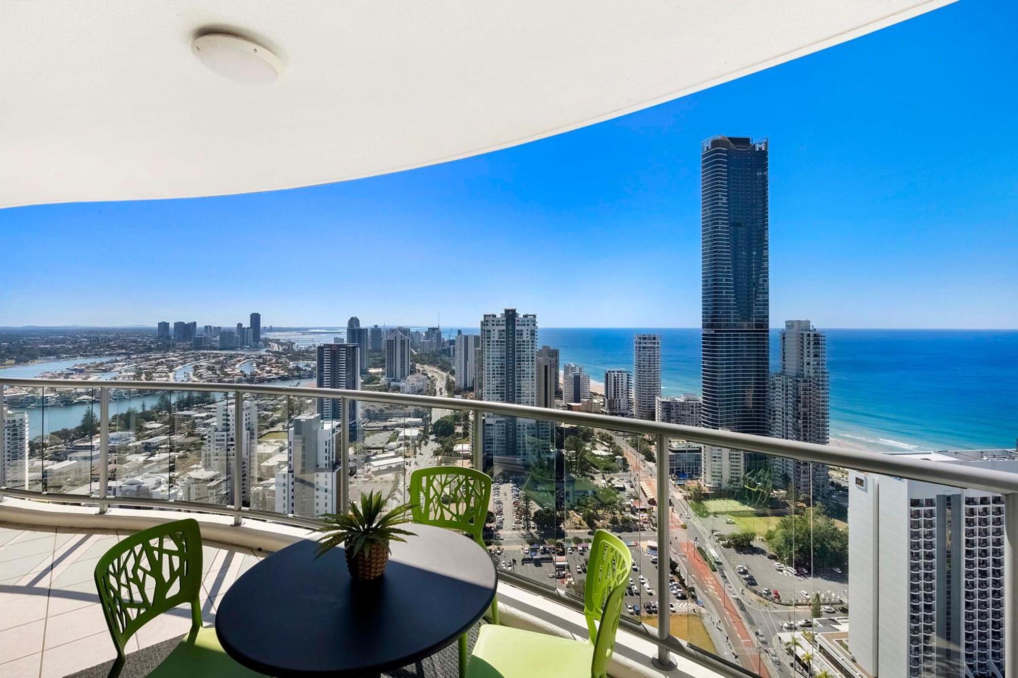 Chevron Renaissance - Self Contained & Privately Managed Apartments Гоулд Коуст Екстериор снимка